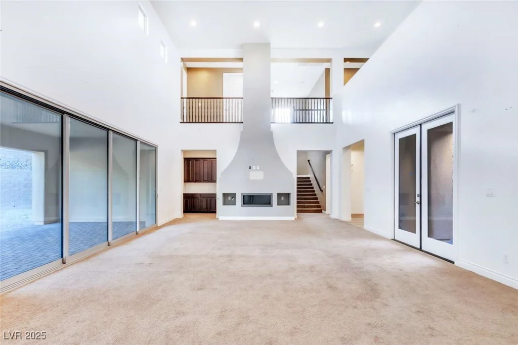 37 Carolina Cherry, Las Vegas, NV 89141