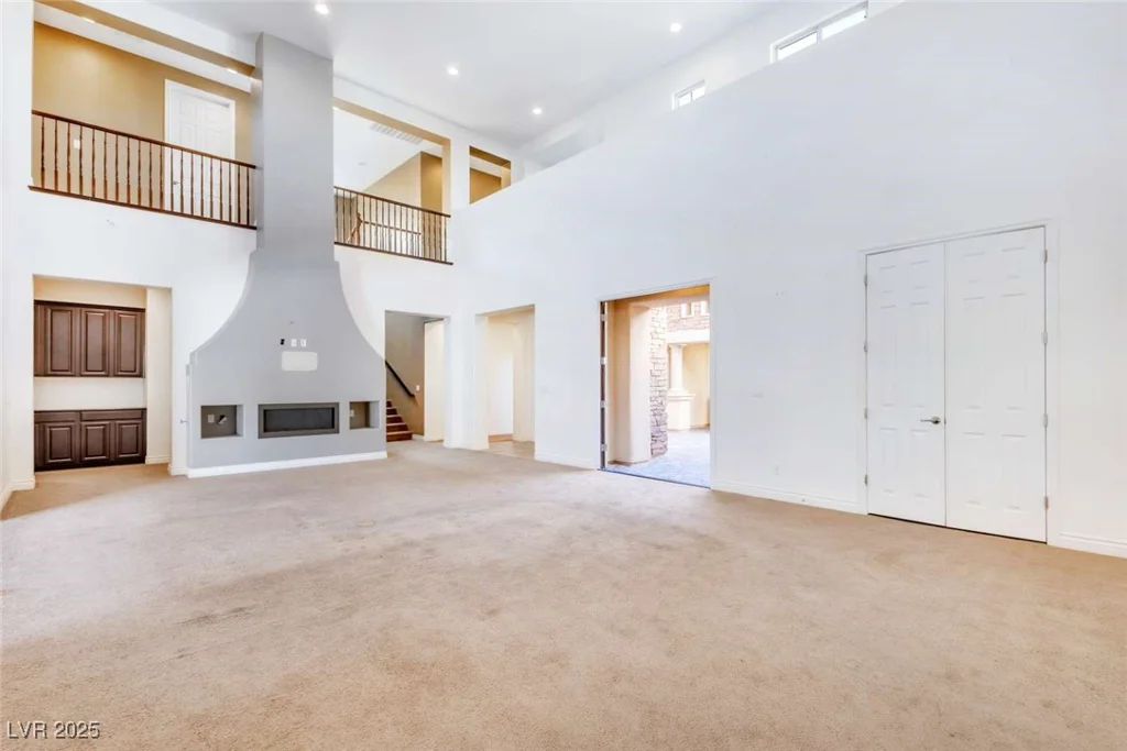 37 Carolina Cherry, Las Vegas, NV 89141