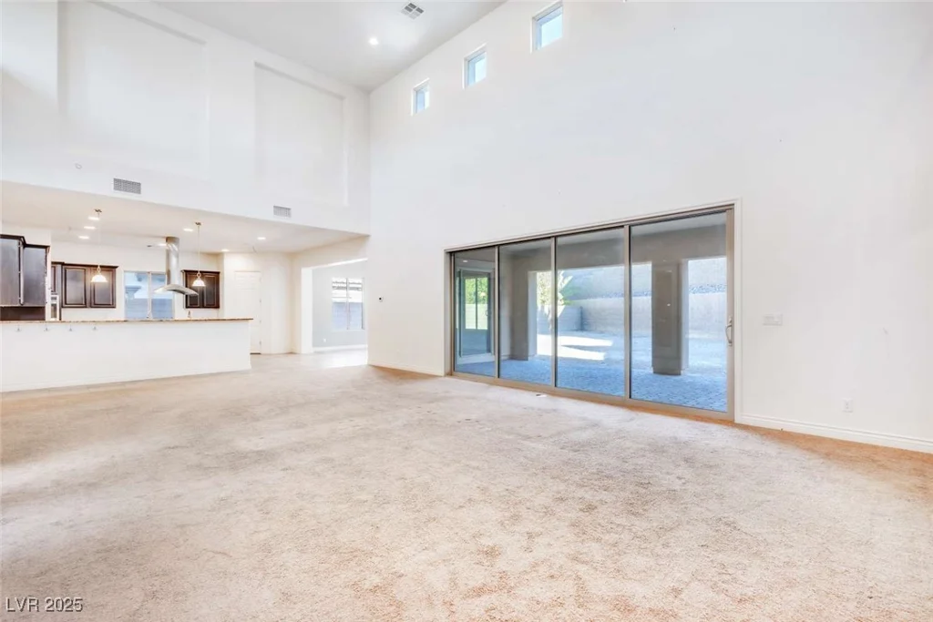 37 Carolina Cherry, Las Vegas, NV 89141