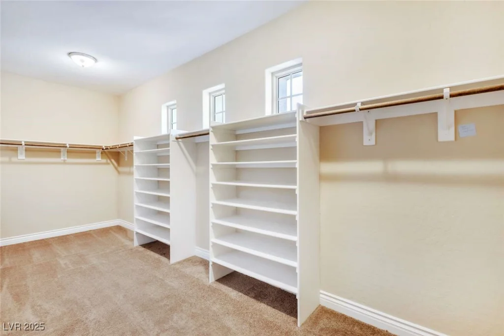 37 Carolina Cherry, Las Vegas, NV 89141