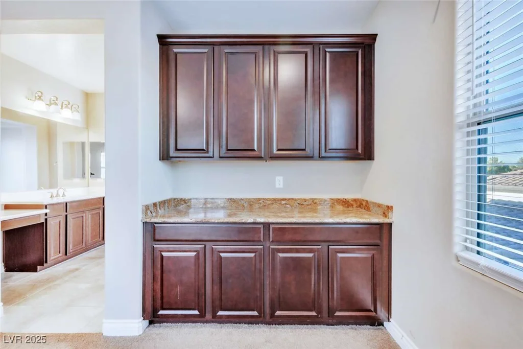 37 Carolina Cherry, Las Vegas, NV 89141
