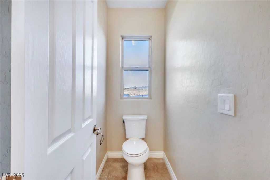 37 Carolina Cherry, Las Vegas, NV 89141