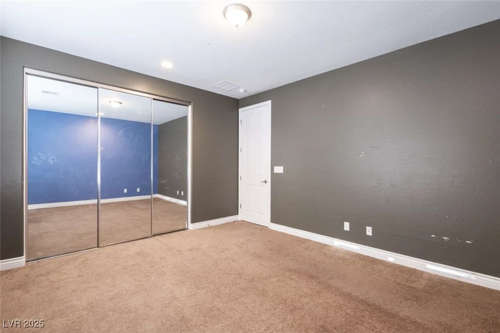 37 Carolina Cherry, Las Vegas, NV 89141