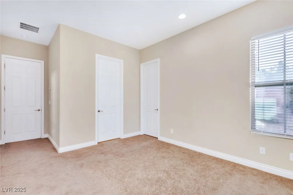 37 Carolina Cherry, Las Vegas, NV 89141