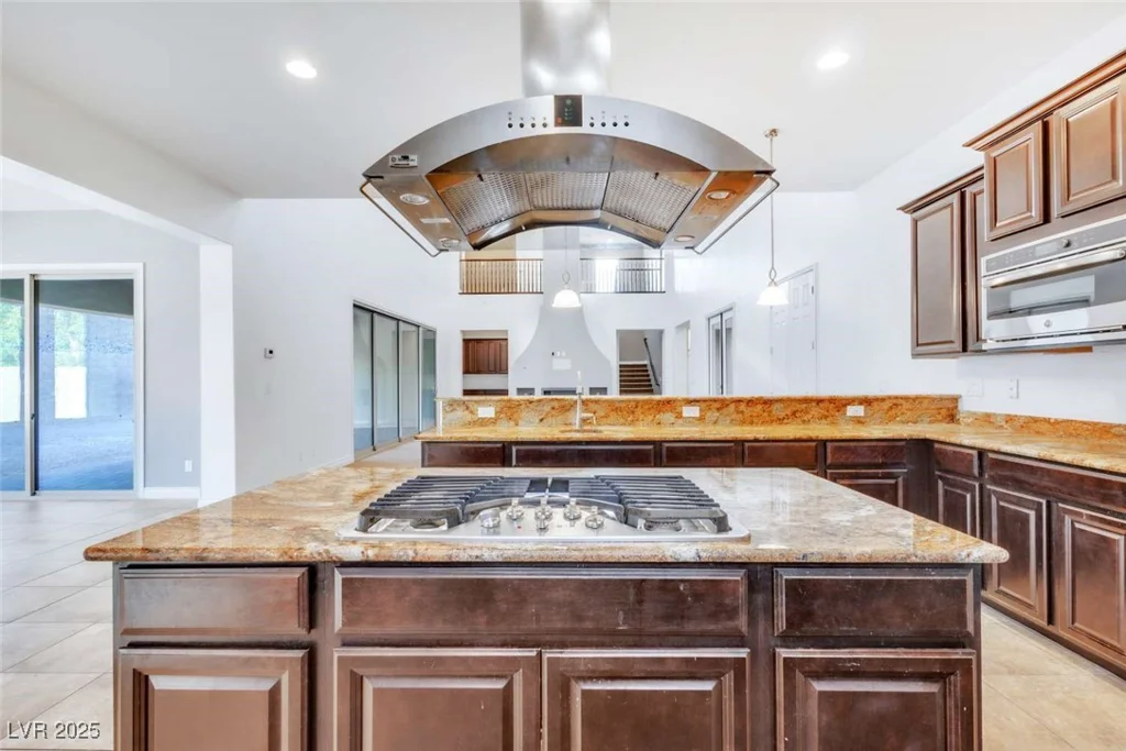 37 Carolina Cherry, Las Vegas, NV 89141