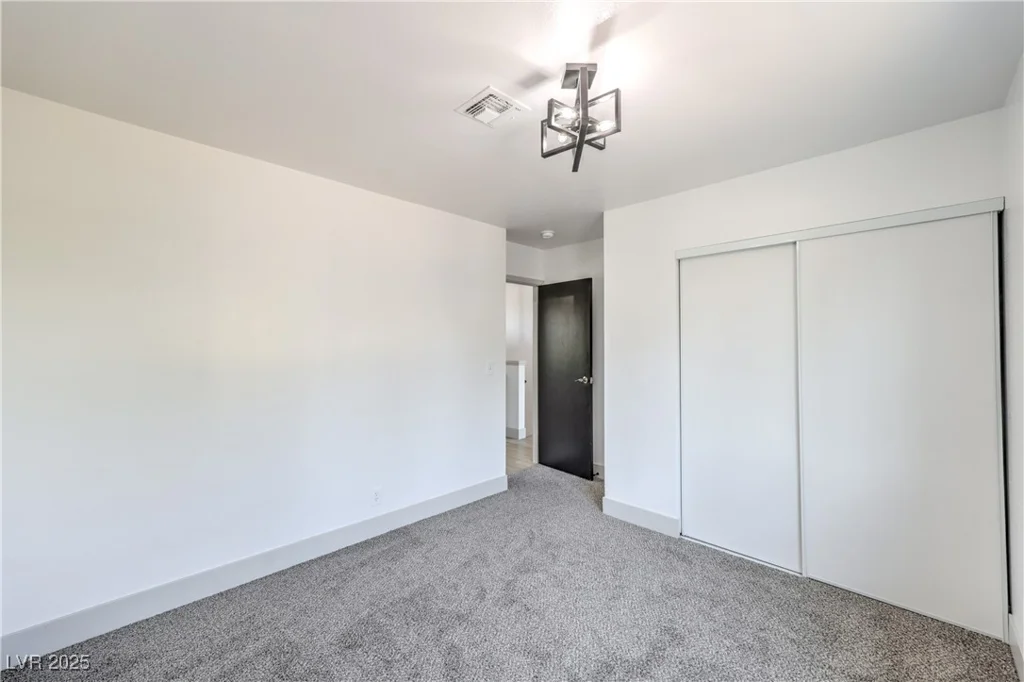 1805 Amboy, Las Vegas, NV 89108