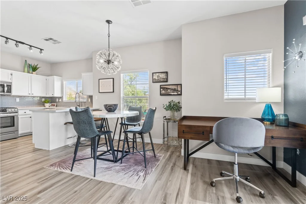 3805 Ormond Beach, Las Vegas, NV 89129