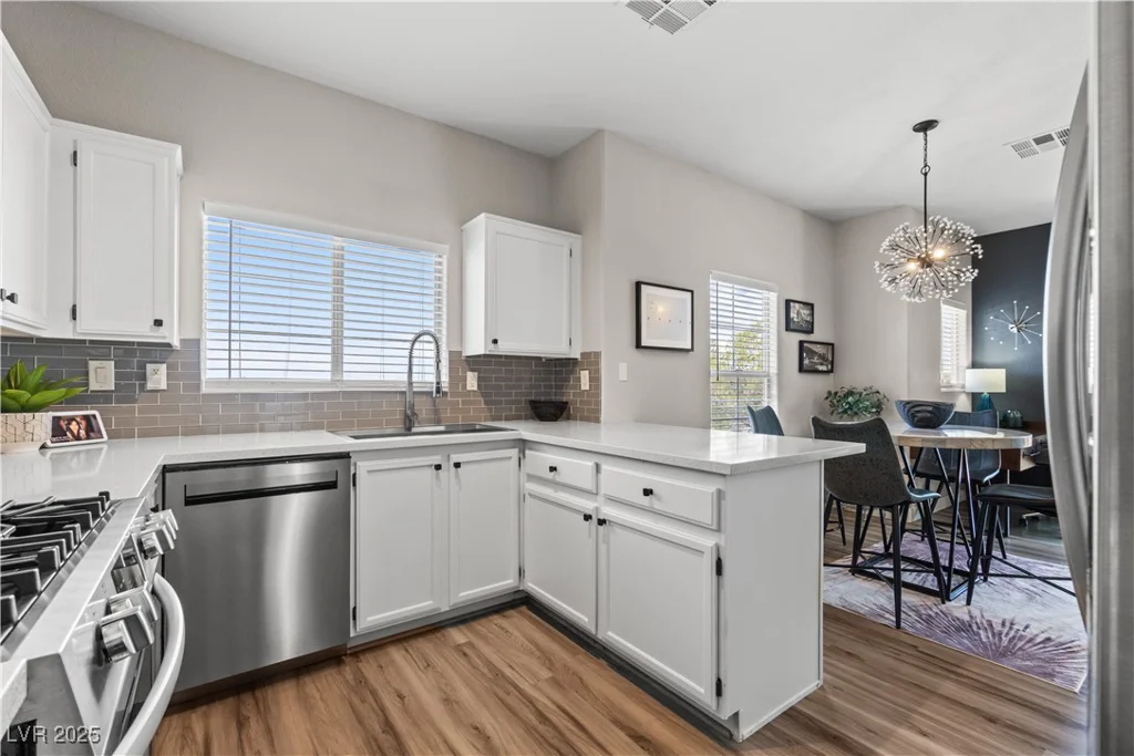 3805 Ormond Beach, Las Vegas, NV 89129