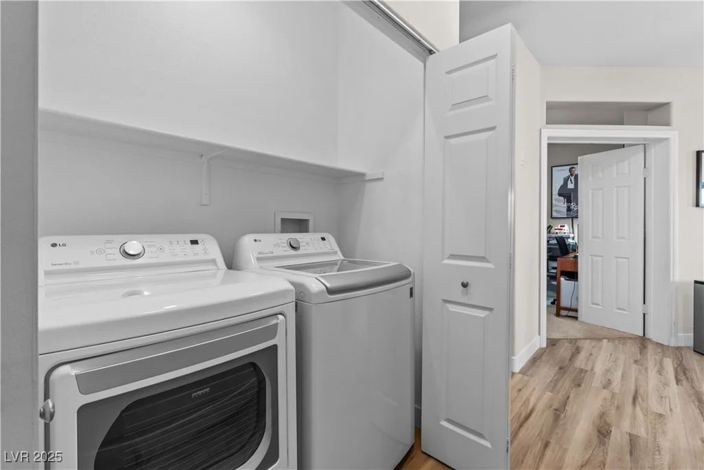 3805 Ormond Beach, Las Vegas, NV 89129