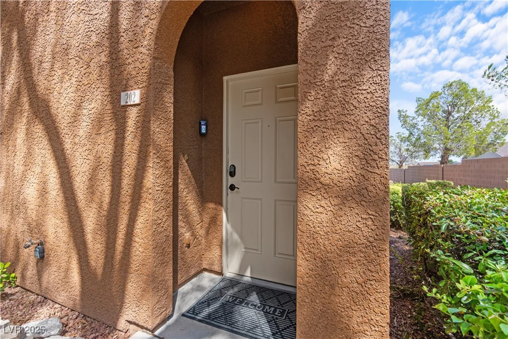 3805 Ormond Beach, Las Vegas, NV 89129