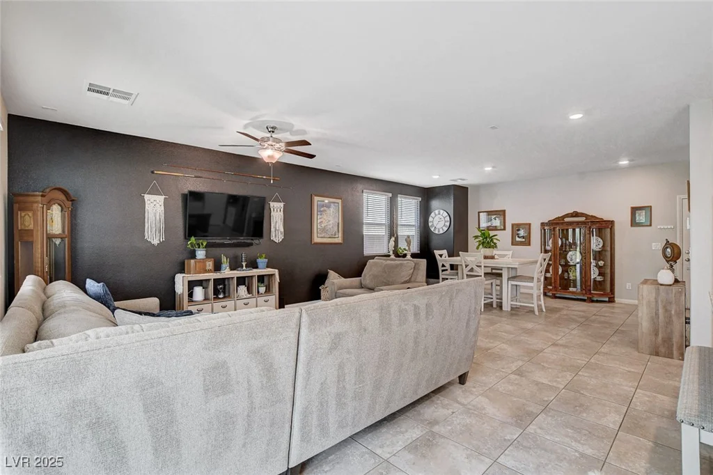 7733 Wishbone Falls, North Las Vegas, NV 89084