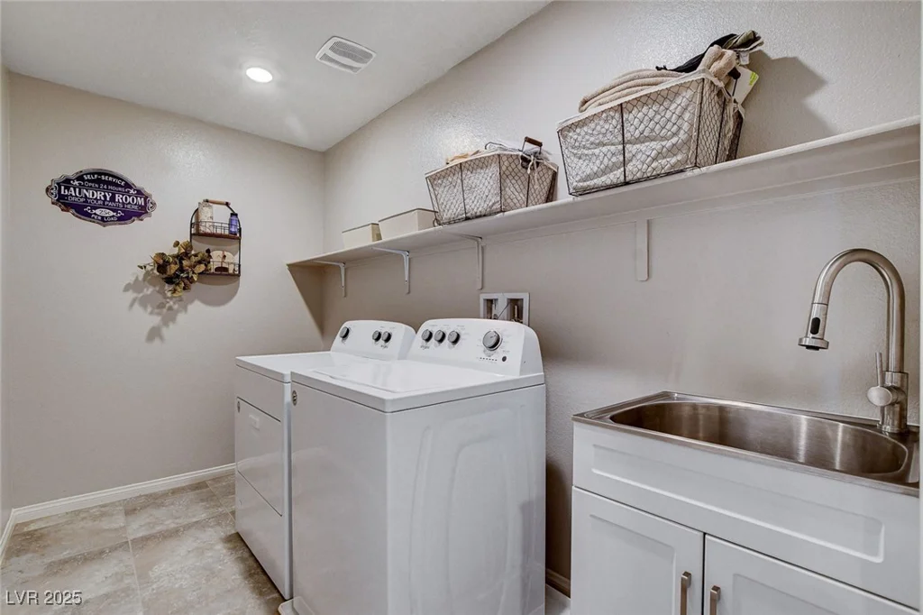 7733 Wishbone Falls, North Las Vegas, NV 89084