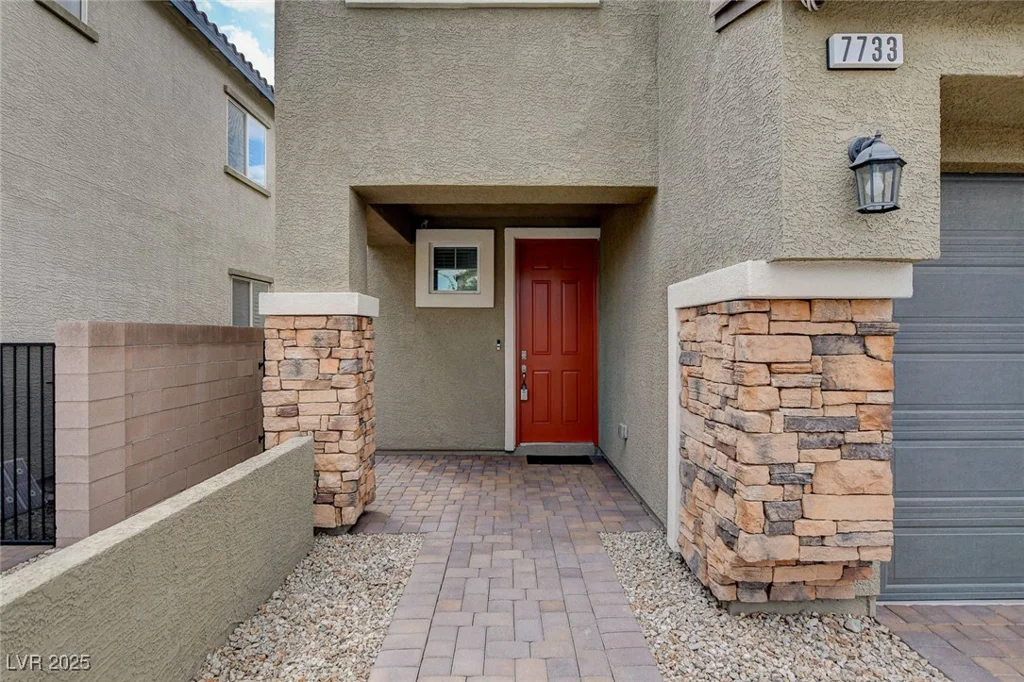 7733 Wishbone Falls, North Las Vegas, NV 89084