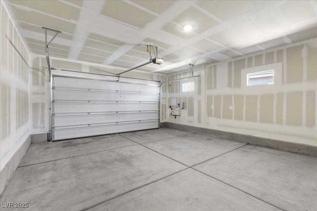 916 Kings Cliff, Las Vegas, NV 89138