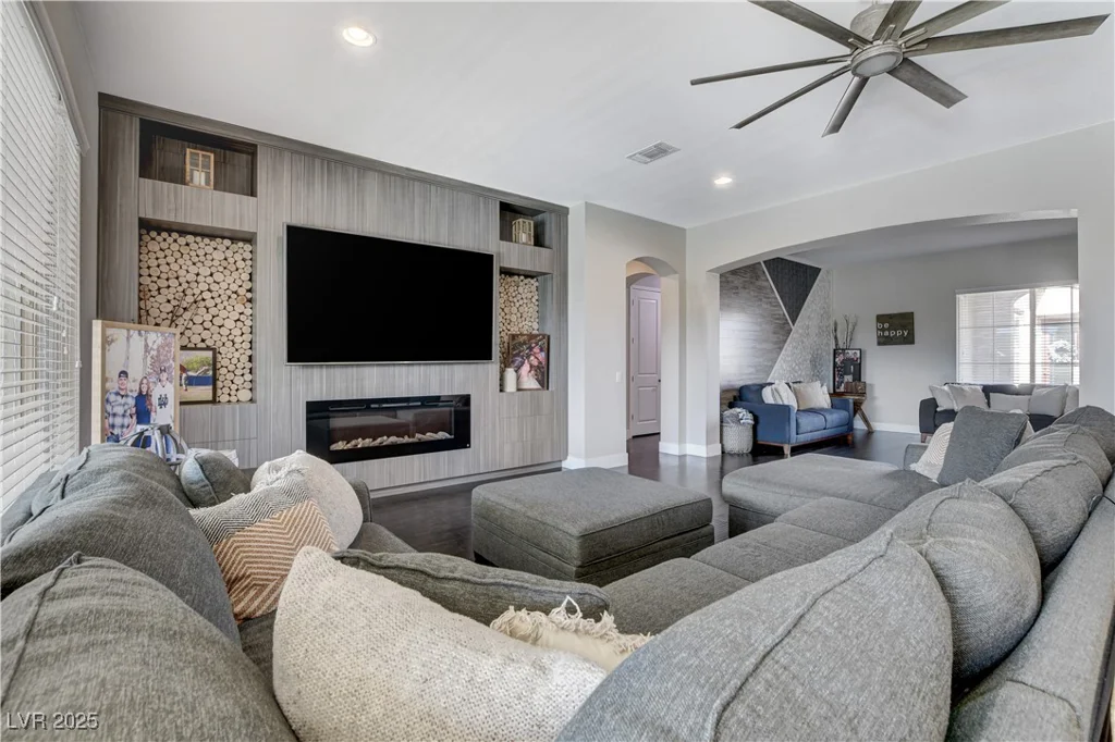 8343 Beldina, Las Vegas, NV 89131