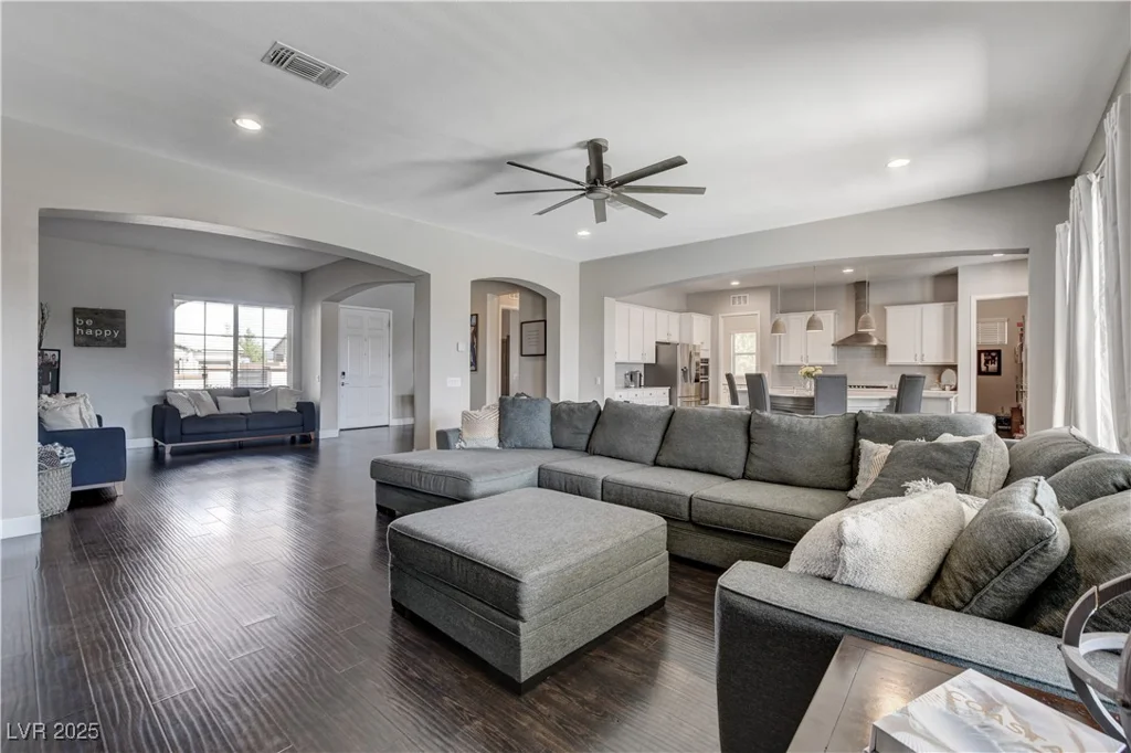 8343 Beldina, Las Vegas, NV 89131