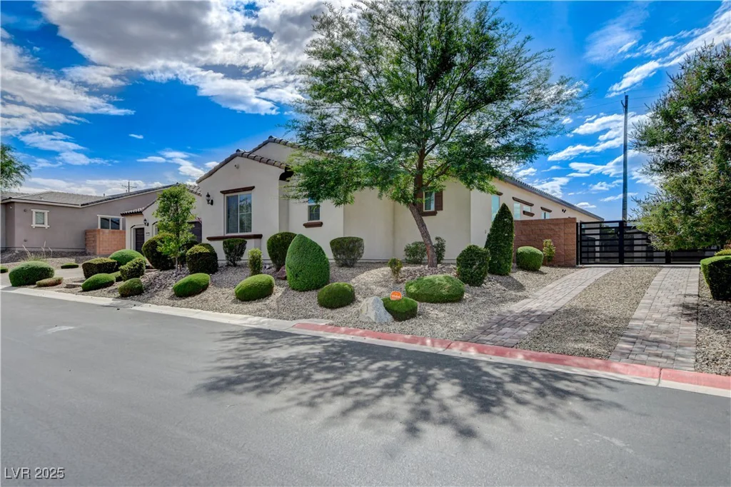 8343 Beldina, Las Vegas, NV 89131