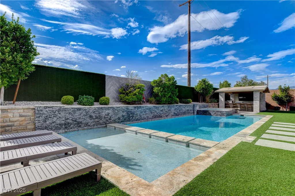 8343 Beldina, Las Vegas, NV 89131