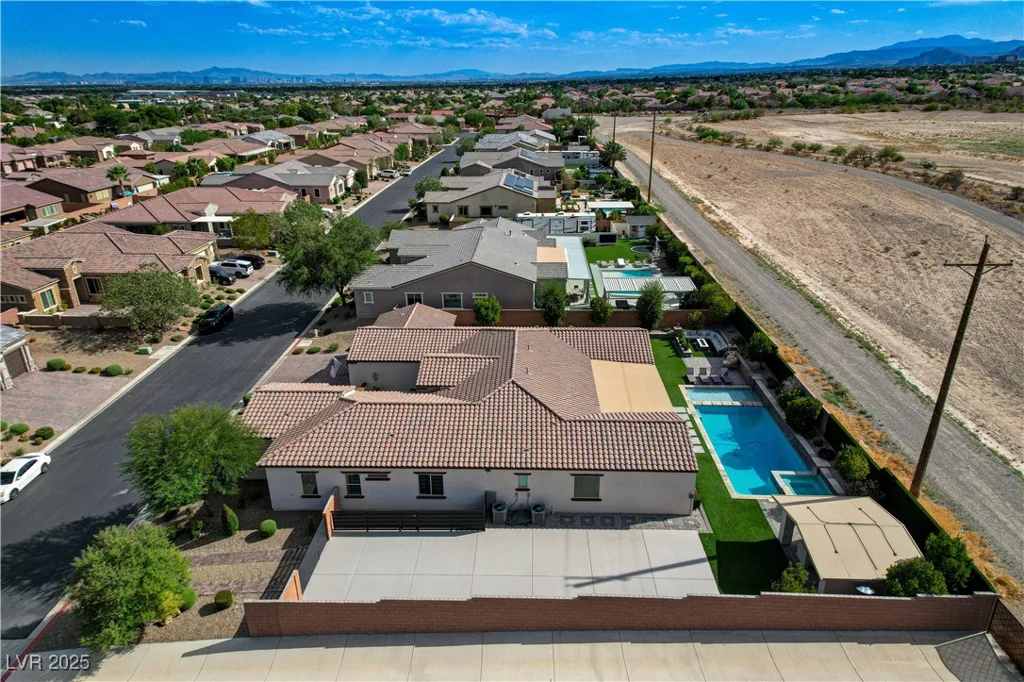8343 Beldina, Las Vegas, NV 89131