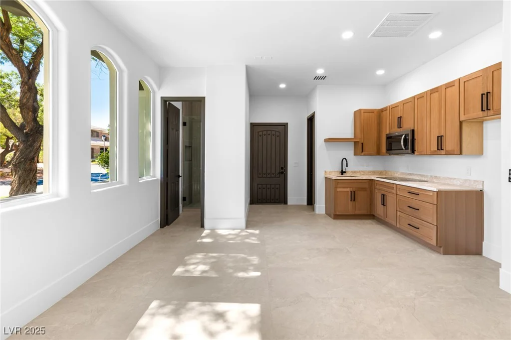 9252 Tournament Canyon, Las Vegas, NV 89144