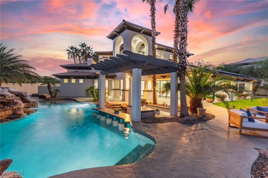 9252 Tournament Canyon, Las Vegas, NV 89144
