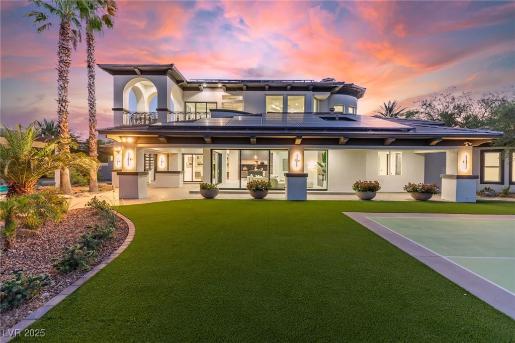 9252 Tournament Canyon, Las Vegas, NV 89144