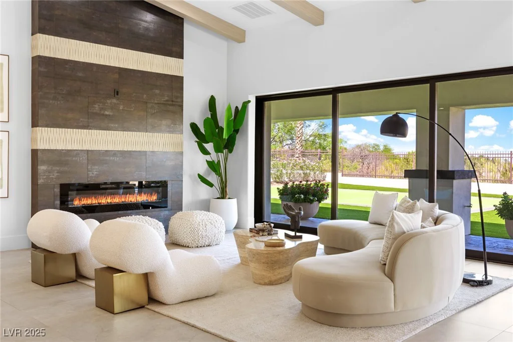 9252 Tournament Canyon, Las Vegas, NV 89144