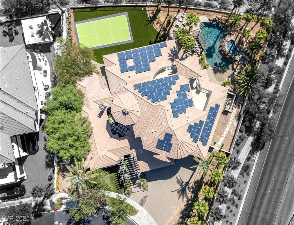 9252 Tournament Canyon, Las Vegas, NV 89144