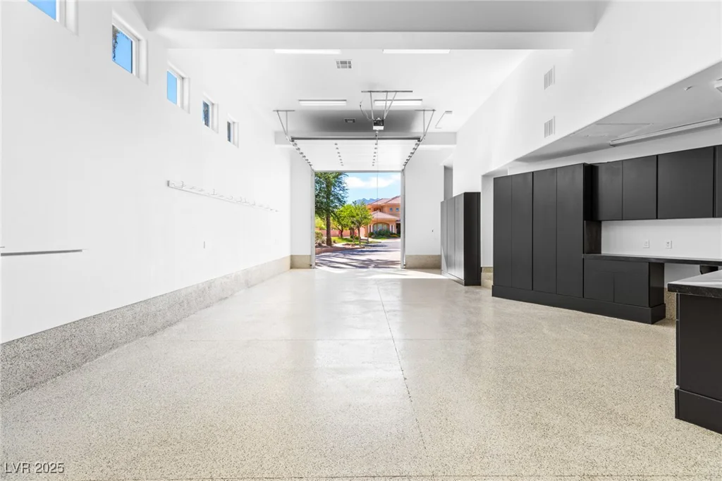 9252 Tournament Canyon, Las Vegas, NV 89144