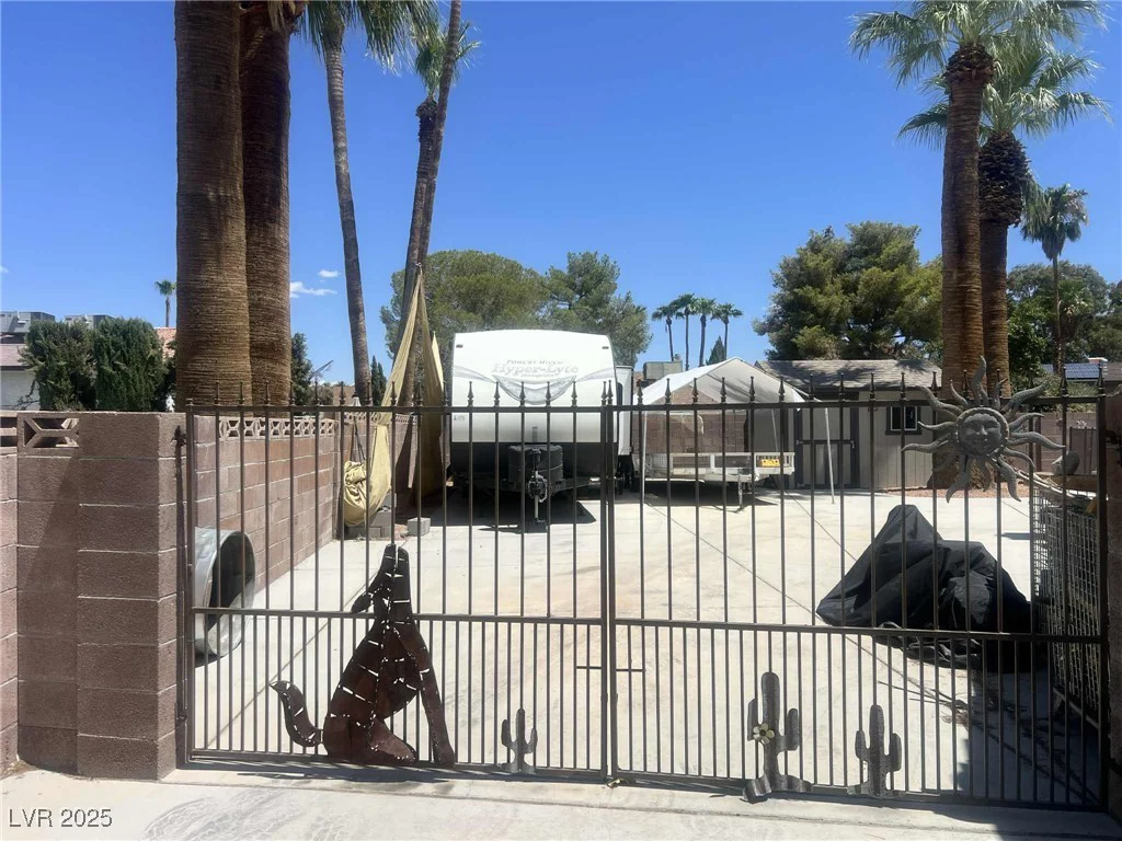 5544 Jacmar, Las Vegas, NV 89120