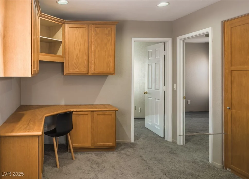 7412 Jacaranda Leaf, Las Vegas, NV 89139