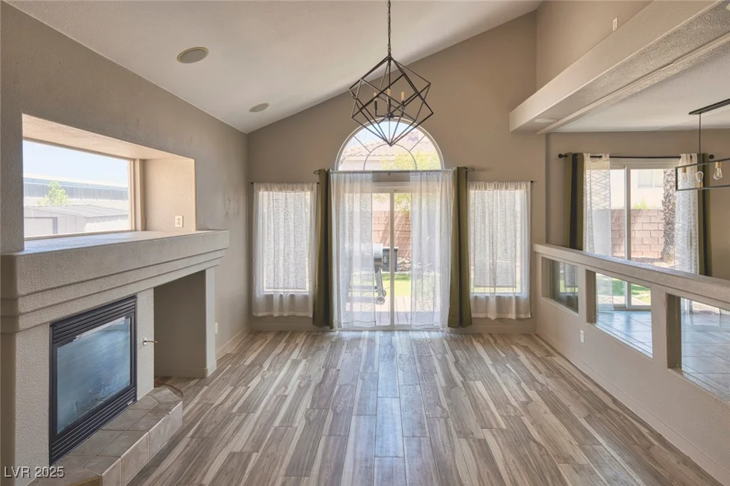 7412 Jacaranda Leaf, Las Vegas, NV 89139