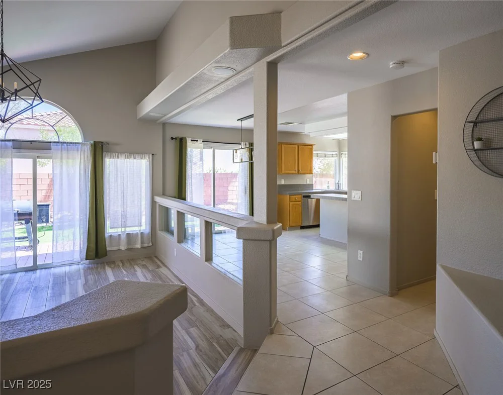 7412 Jacaranda Leaf, Las Vegas, NV 89139