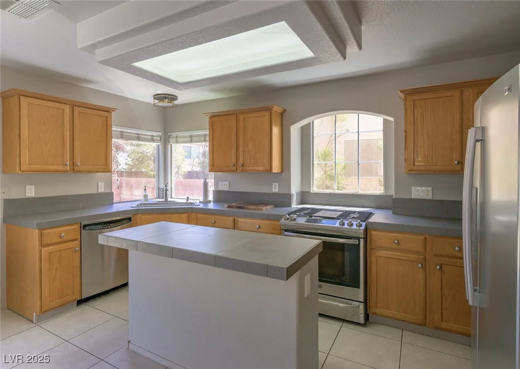 7412 Jacaranda Leaf, Las Vegas, NV 89139