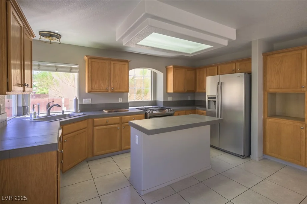 7412 Jacaranda Leaf, Las Vegas, NV 89139