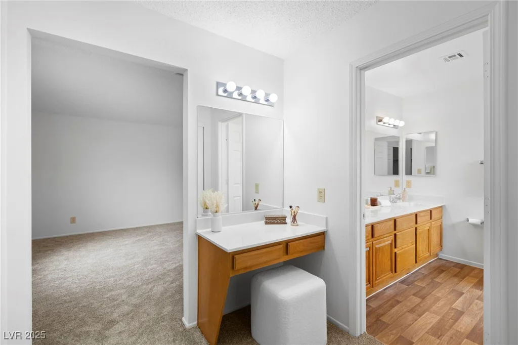 8605 Alfano, Las Vegas, NV 89117