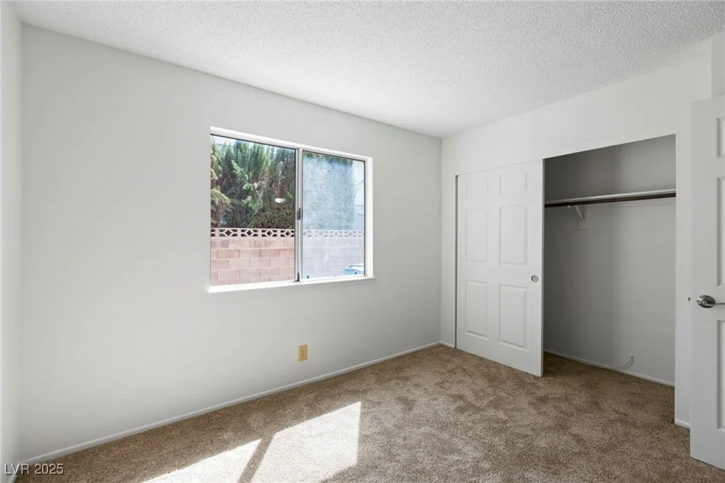 8605 Alfano, Las Vegas, NV 89117