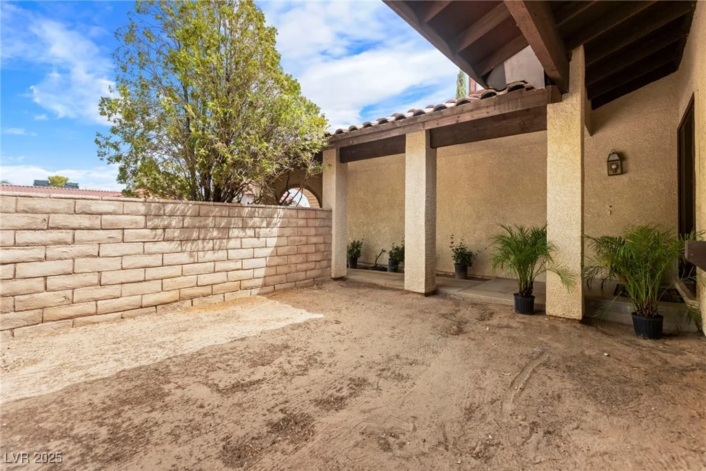 8605 Alfano, Las Vegas, NV 89117