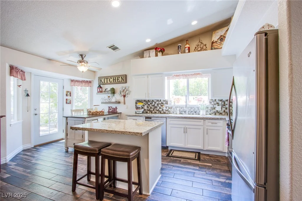 5104 Drummond, Las Vegas, NV 89130