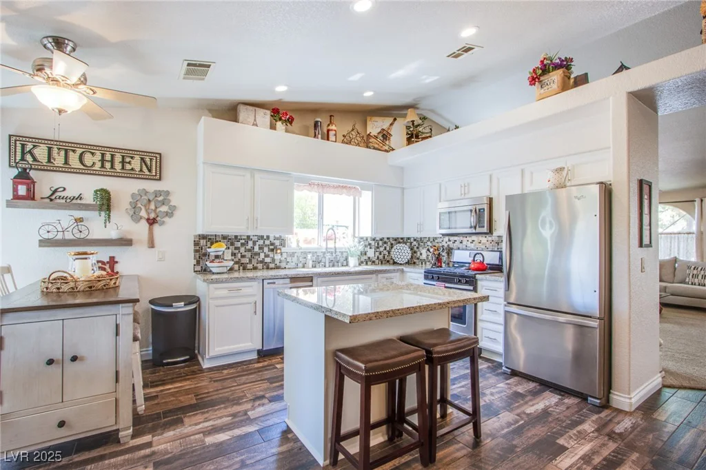 5104 Drummond, Las Vegas, NV 89130
