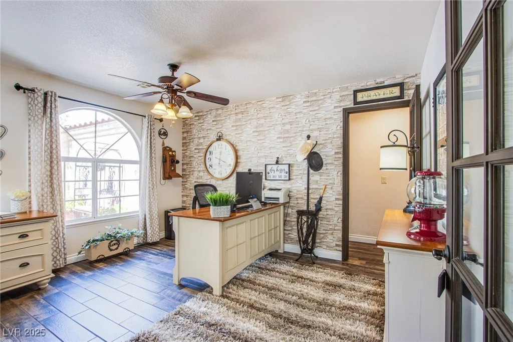5104 Drummond, Las Vegas, NV 89130