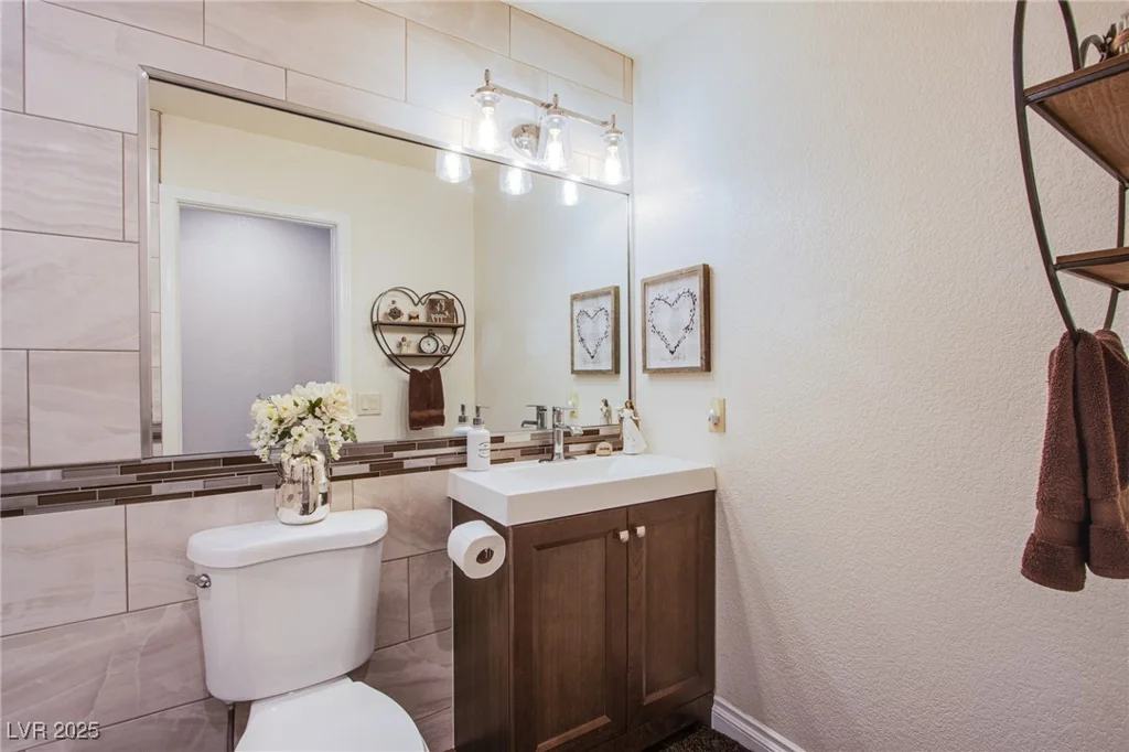 5104 Drummond, Las Vegas, NV 89130
