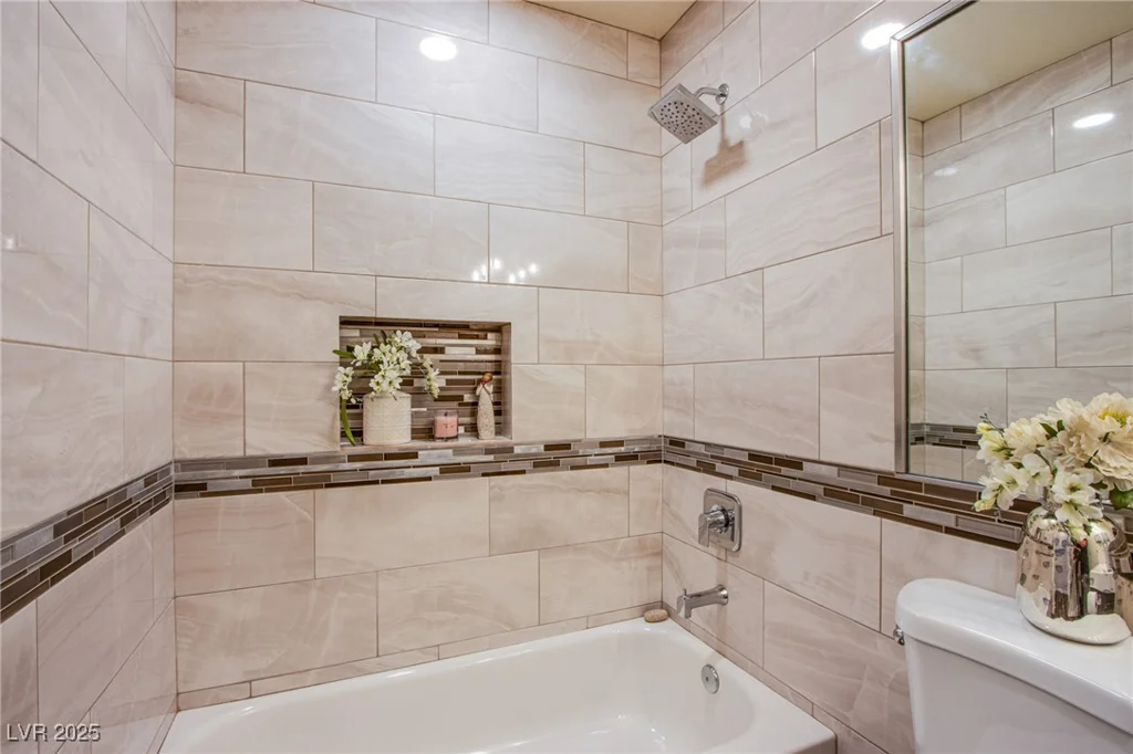 5104 Drummond, Las Vegas, NV 89130