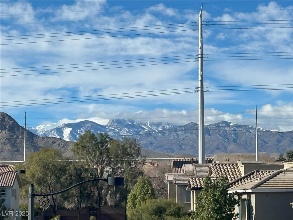 10617 Forum Peak, Las Vegas, NV 89166