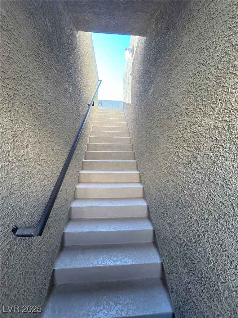 10617 Forum Peak, Las Vegas, NV 89166
