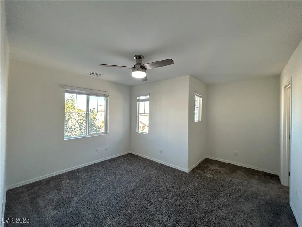 10617 Forum Peak, Las Vegas, NV 89166