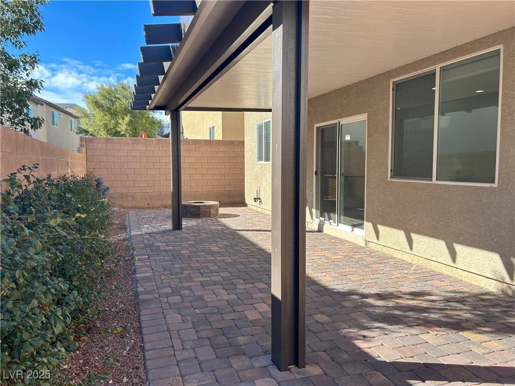 10617 Forum Peak, Las Vegas, NV 89166