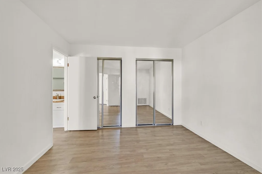 3974 Bushnell, Las Vegas, NV 89103