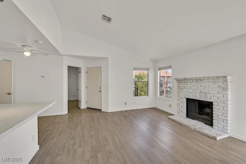 3974 Bushnell, Las Vegas, NV 89103