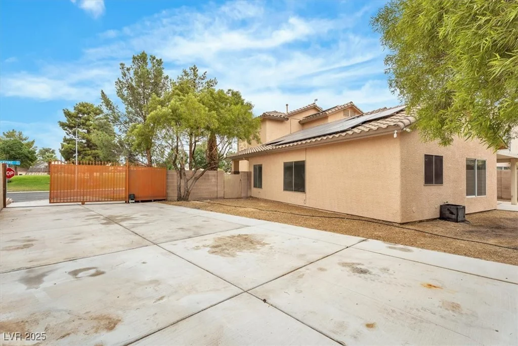 4622 Rockpine, North Las Vegas, NV 89081